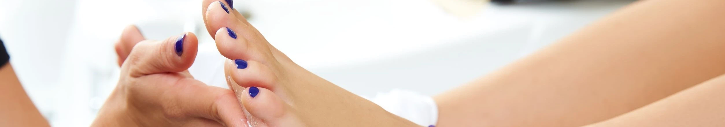 PEDIKÉR A NEHTOVÝ DESIGNÉR/PEDIKÉRKA A NEHTOVÁ DESIGNÉRKA